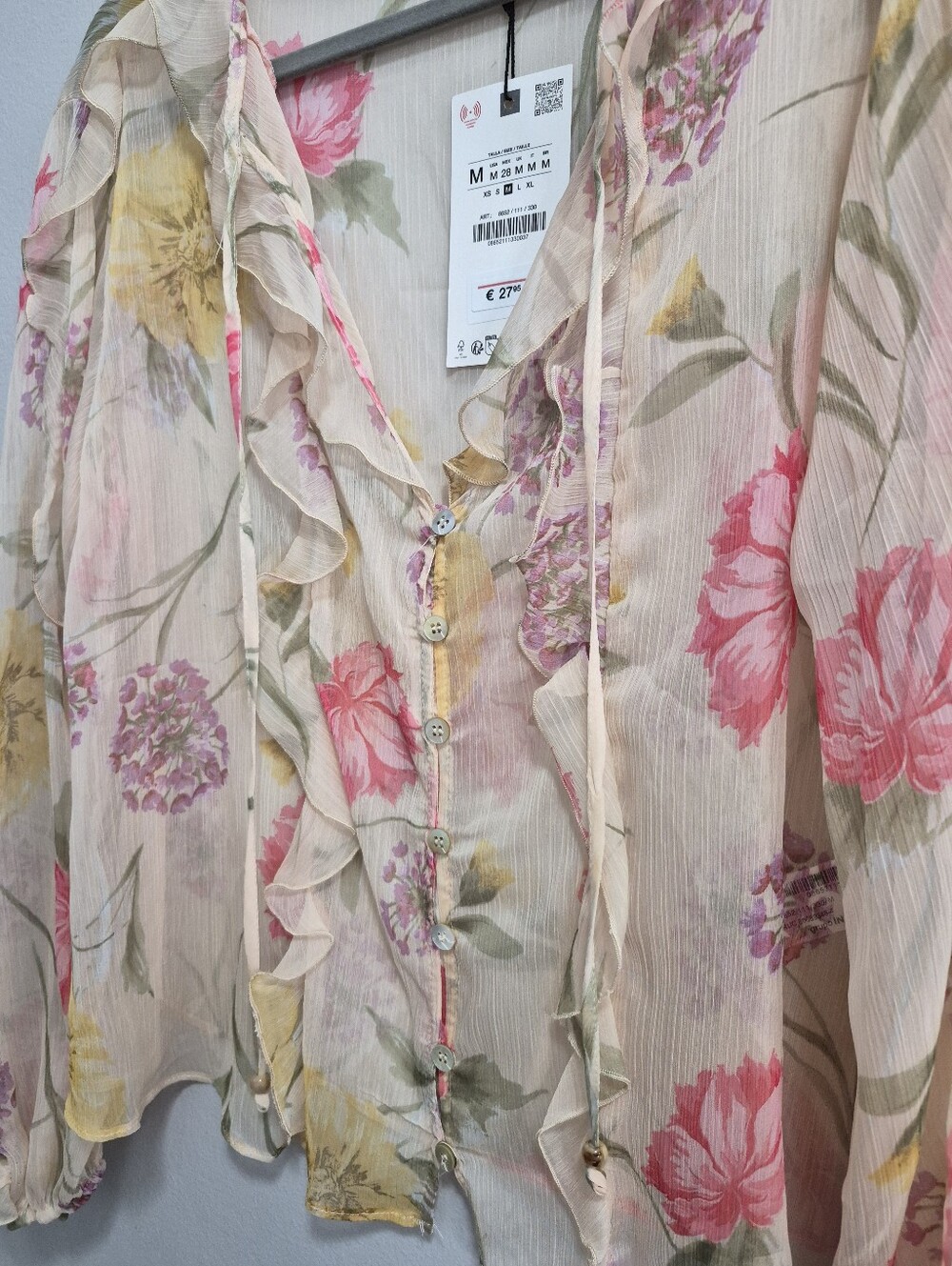 Zara NWT Sheer Floral Chiffon Ruffle Blouse Size Medium - Picture 3 of 4